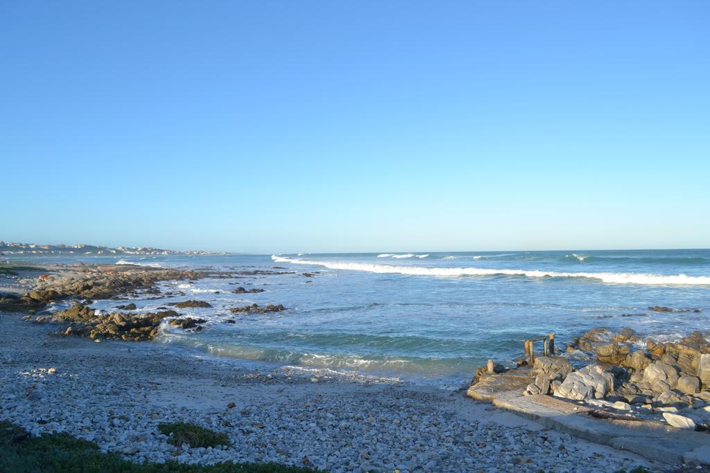 Tides' Song Apartment Agulhas Room photo